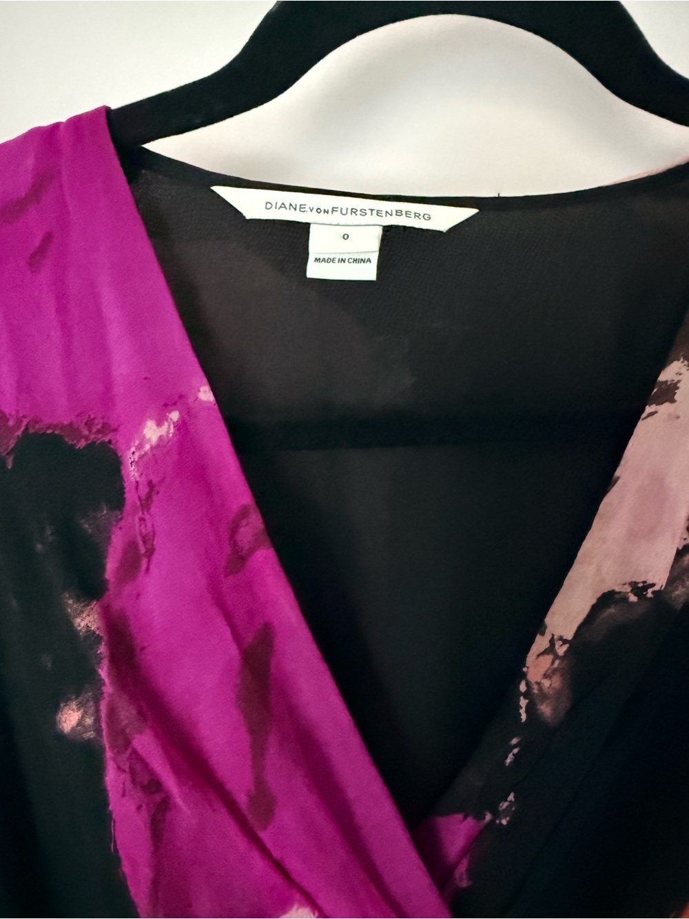 Diane von Furstenberg Silk Wrap Maxi Dress Purple Floral VNeck Flutter Sleeve XS - Picture 6 of 12